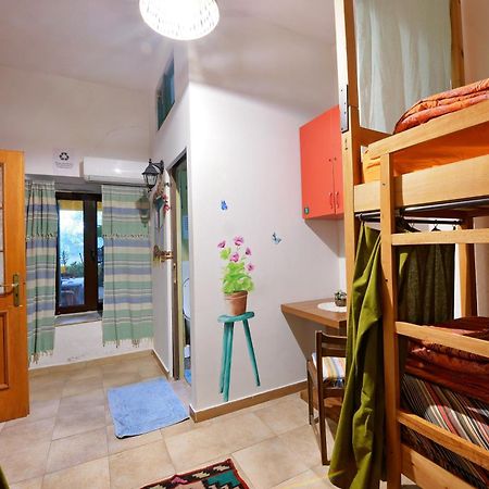 Mi Casa Es Tu Casa - Shkodra Backpackers Hostel Eksteriør billede