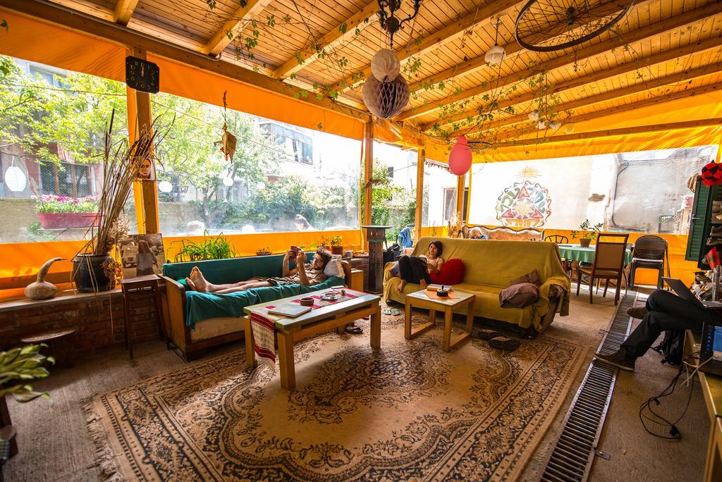 Mi Casa Es Tu Casa - Shkodra Backpackers Hostel Eksteriør billede