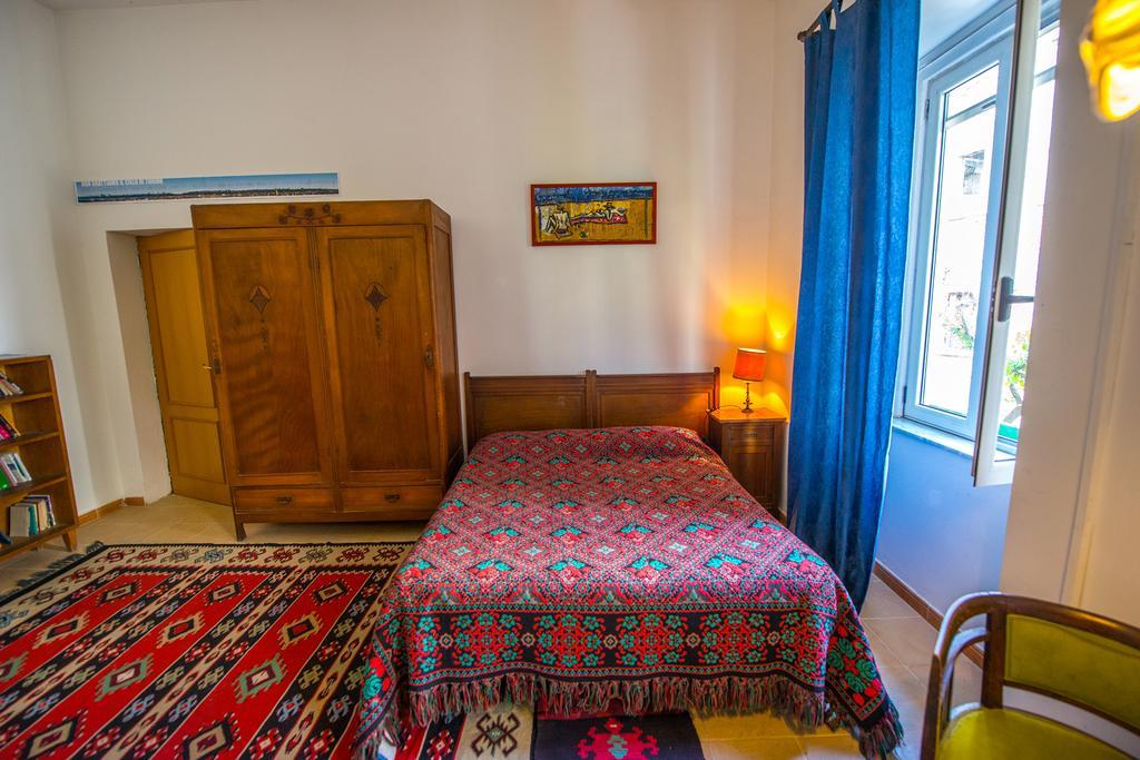 Mi Casa Es Tu Casa - Shkodra Backpackers Hostel Eksteriør billede
