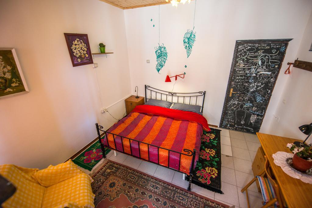 Mi Casa Es Tu Casa - Shkodra Backpackers Hostel Eksteriør billede